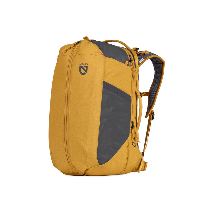 Vantage™ 40L Endless Promise® Everyday Adventure Daypack J6